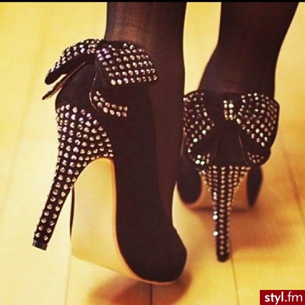 Szpilki Buty Moda