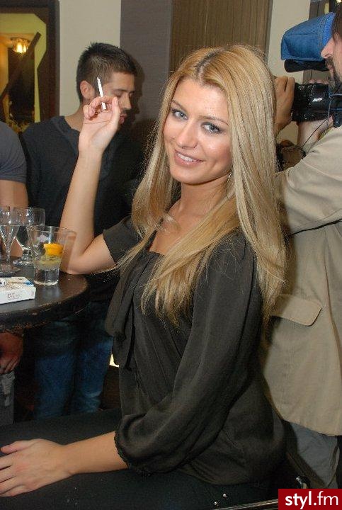 Blond Rozpuszczone Proste Na co dzień Długie Fryzury
