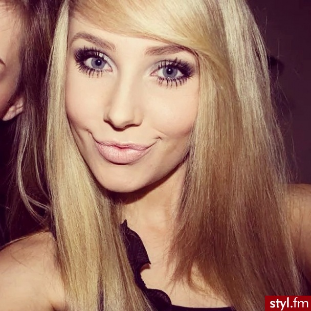 Blond Rozpuszczone Proste z grzywką Na co dzień Długie Fryzury