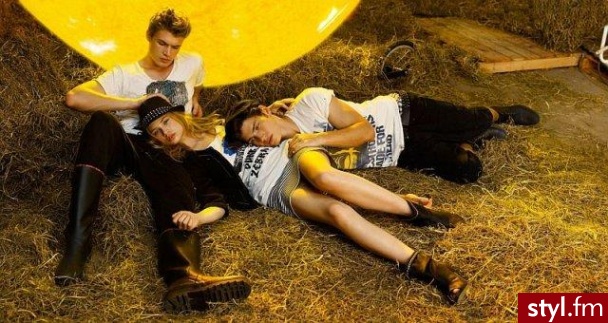 Wiosenna kolekcja Pull and Bear. Wiosenna kolekcja Pull and Bear - Pozostałe Ciuchy Moda