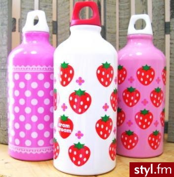 kolorowe butelki o pojemnoćci 500 ml, nie wiem skśd jak i za ile - Gadżety Inne Moda