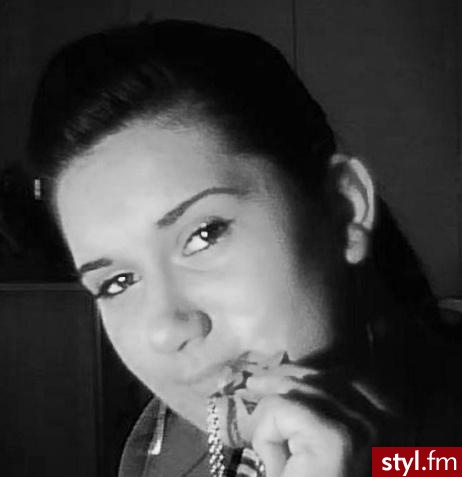 ************************ - Średnie Fryzury