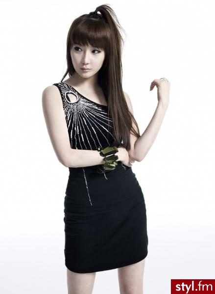 .... 2ne1 - Średnie Fryzury