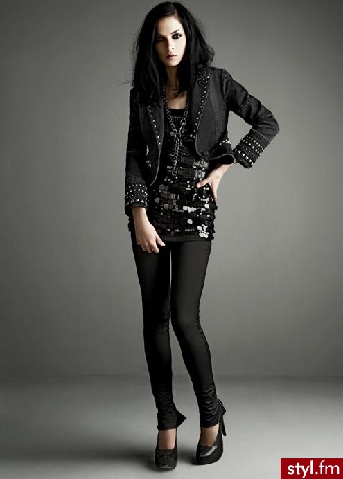 Mango: legginsy 139 zł, top 139zł - Pozostałe Ciuchy Moda