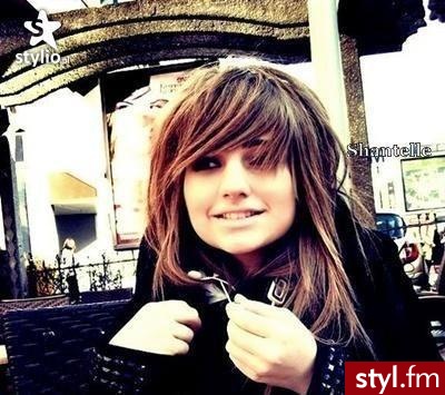 Średnie Fryzury