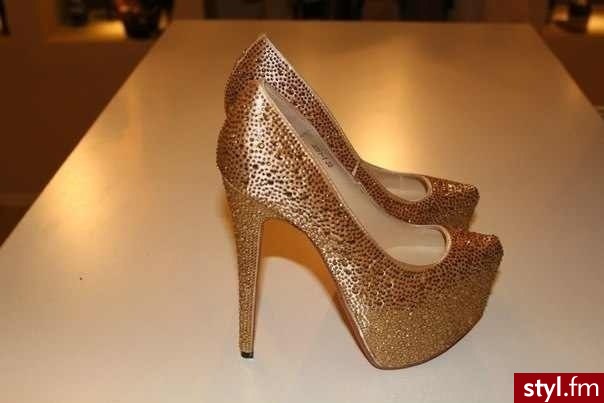 Szpilki Buty Moda