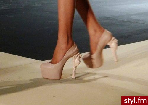 Szpilki Buty Moda