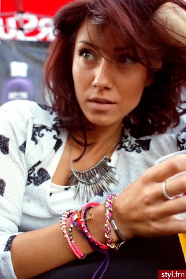 Średnie Fryzury