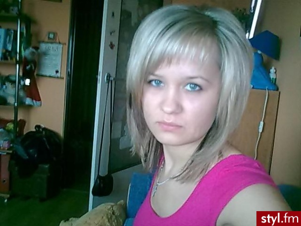 Średnie Fryzury