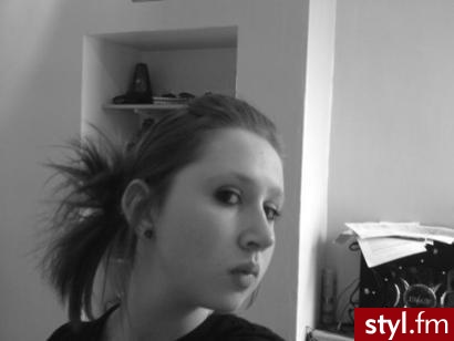 Wieczorowe Średnie Fryzury