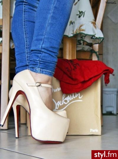 Szpilki Buty Moda