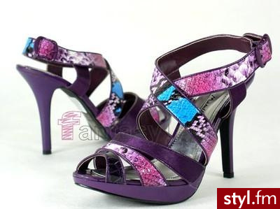 Pozostałe Buty Moda