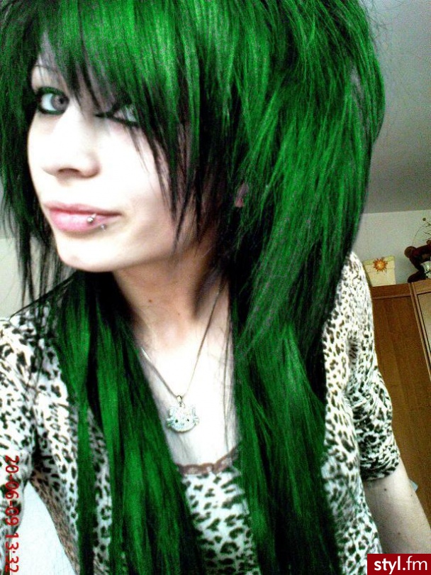 EMO Alternatywne Średnie Fryzury
