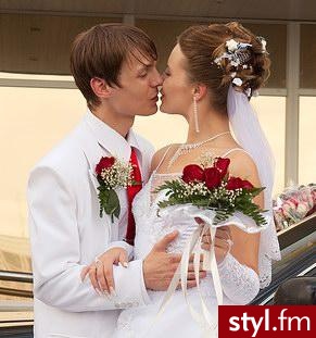 Ślubne Średnie Fryzury
