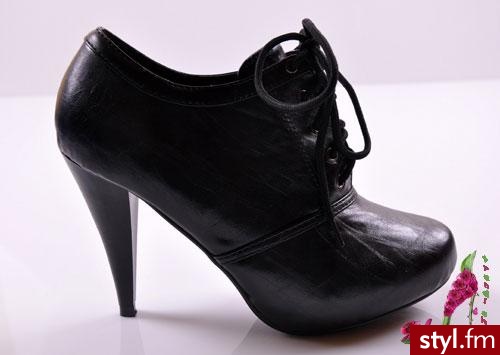 Pozostałe Buty Moda