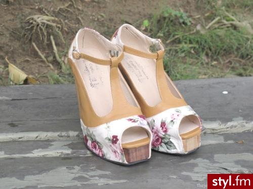 Pozostałe Buty Moda