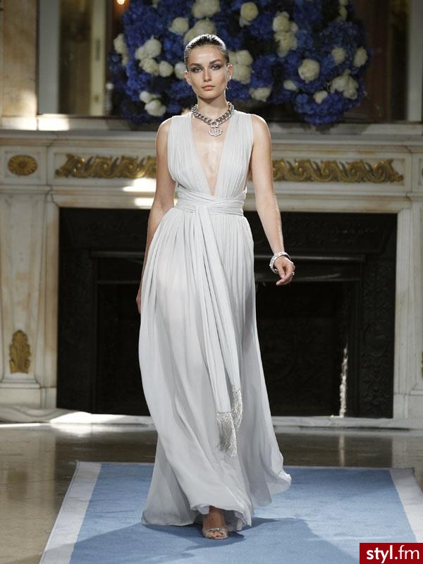 Sukienki Moda