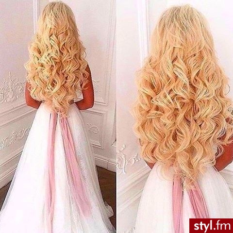 Blond Rozpuszczone Kręcone Na co dzień Długie Fryzury