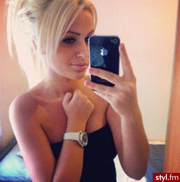 Średnie Fryzury