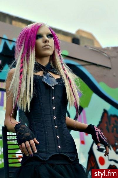 EMO Alternatywne Średnie Fryzury