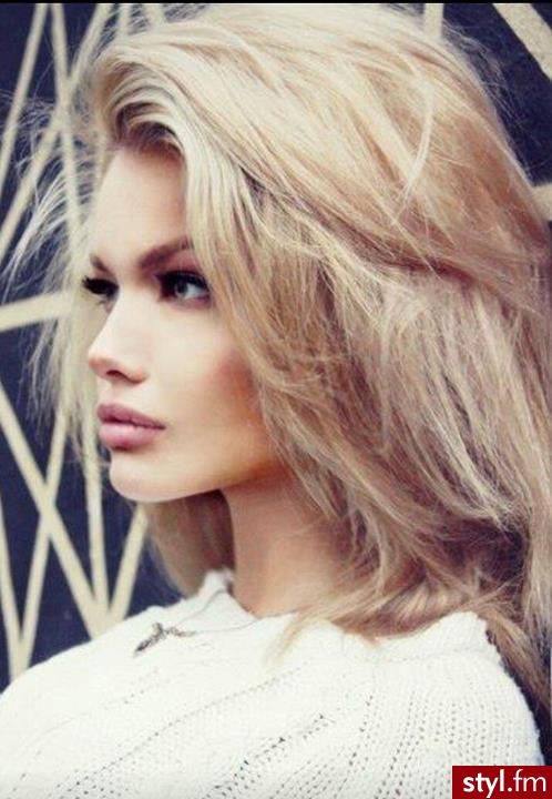 Blond Rozpuszczone Kręcone Na co dzień Długie Fryzury