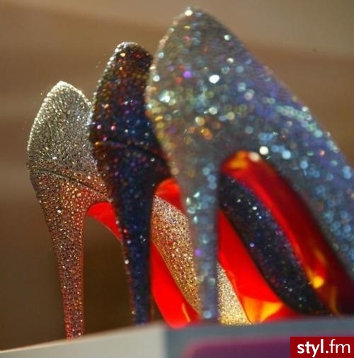 Szpilki Buty Moda
