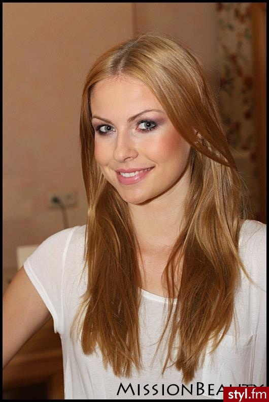 Blond Rozpuszczone Proste Na co dzień Długie Fryzury