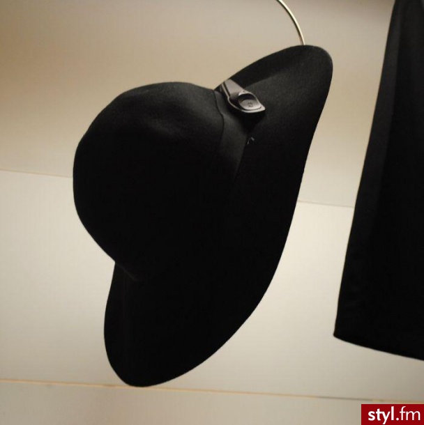 Nakrycia głowy Dodatki Moda