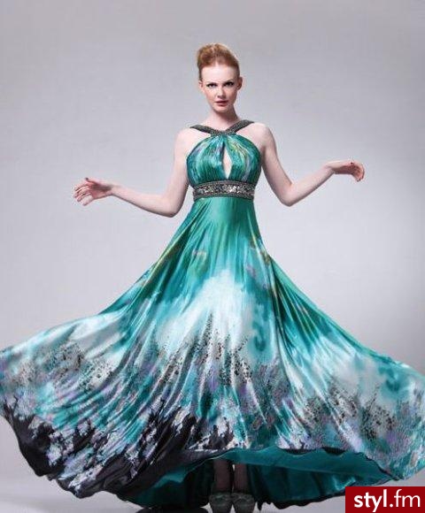 Sukienki Moda