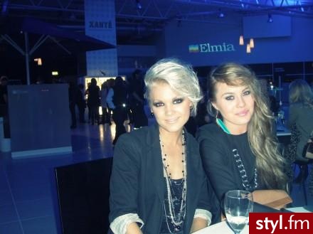 Średnie Fryzury