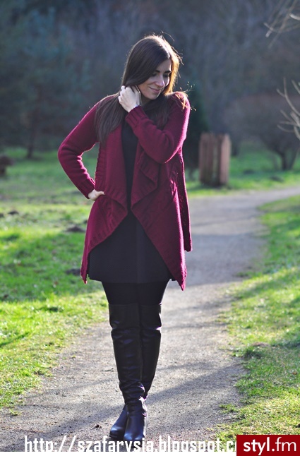 http://szafarysia.blogspot.com/2015/01/asymetryczny-sweter-maa-czarna-i-kozaki.html  - Moda uliczna Inne Moda