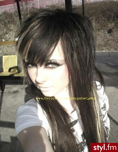 EMO Alternatywne Średnie Fryzury