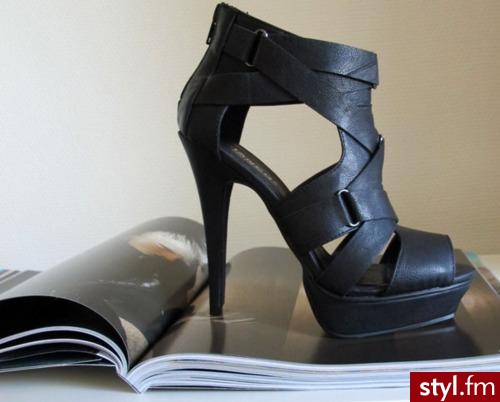 Pozostałe Buty Moda