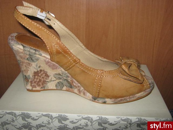 Pozostałe Buty Moda