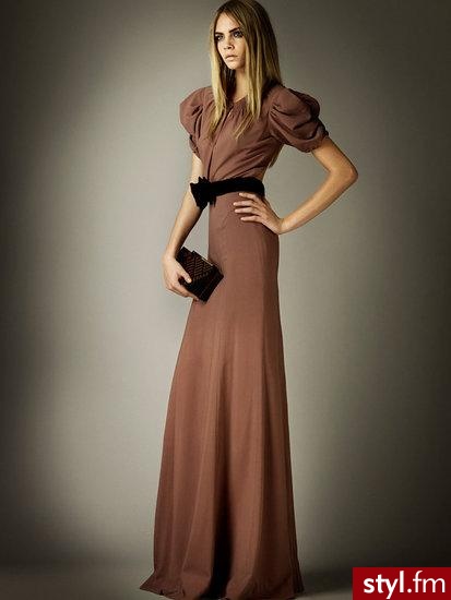 Sukienki Moda