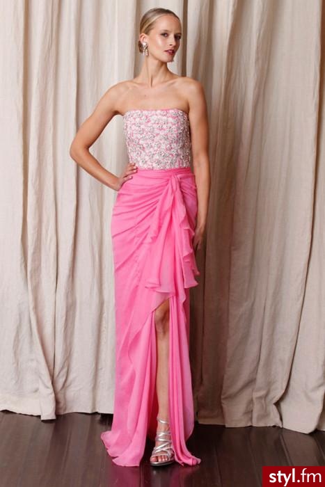 Sukienki Moda