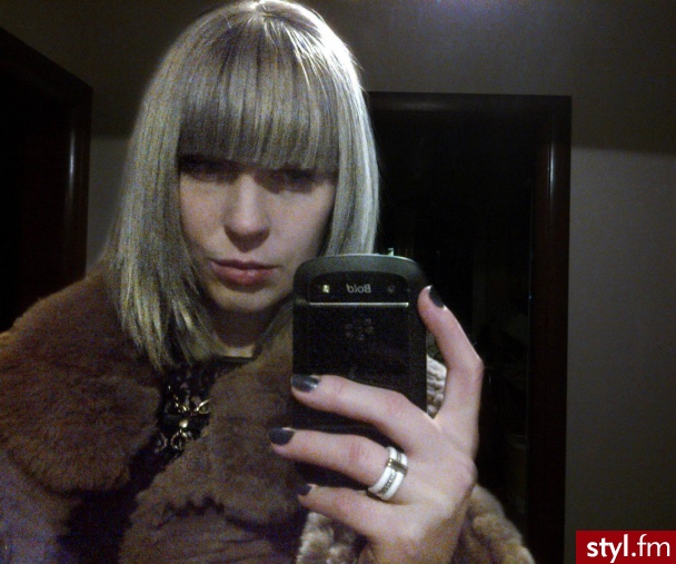 Blond Rozpuszczone Proste z grzywką Na co dzień Średnie Fryzury