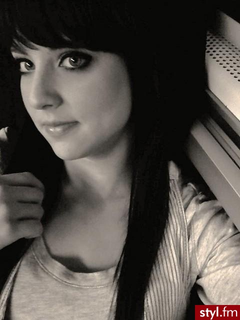Średnie Fryzury