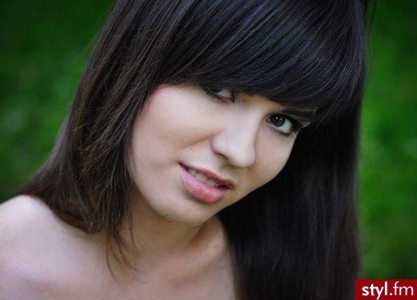 Średnie Fryzury