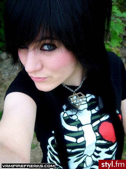 EMO Alternatywne Średnie Fryzury