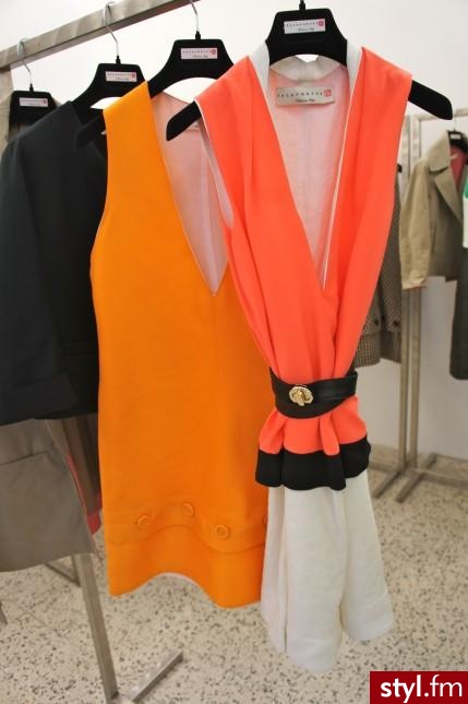 Sukienki Moda