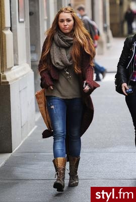 Miley Cyrus. Miley Cyrus - Moda uliczna Inne Moda