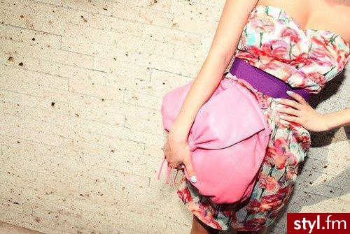 Sukienki Moda