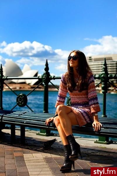 Jeżeli zdjęcie znajduje się już w galerii poproszę o link - Moda uliczna Inne Moda