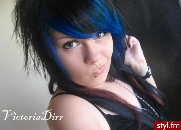 EMO Alternatywne Średnie Fryzury