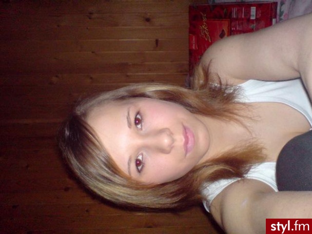 Średnie Fryzury
