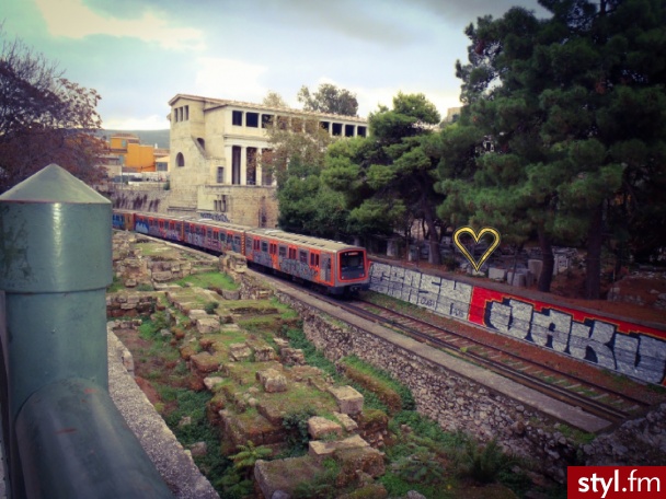 
www.athenshearts.com
Instagram: @athenshearts
Facebook: Athens hearts - Podróże i miejsca