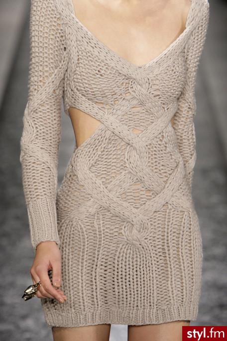 Sukienki Moda