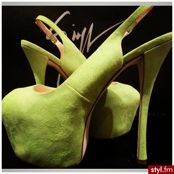Szpilki Buty Moda
