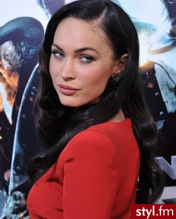 Megan Fox po kolejnych operacjach plastycznych.... Już nie taka "piękna". - Misz-masz